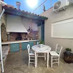 Evita Philoxenia Apartment *