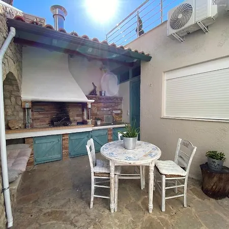 Evita Philoxenia Apartment *