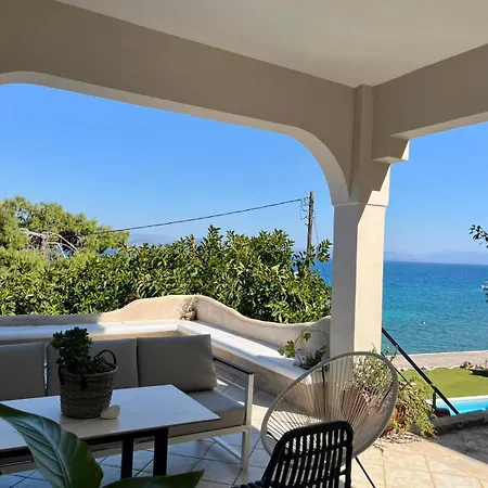 Evita Philoxenia Xiropigado