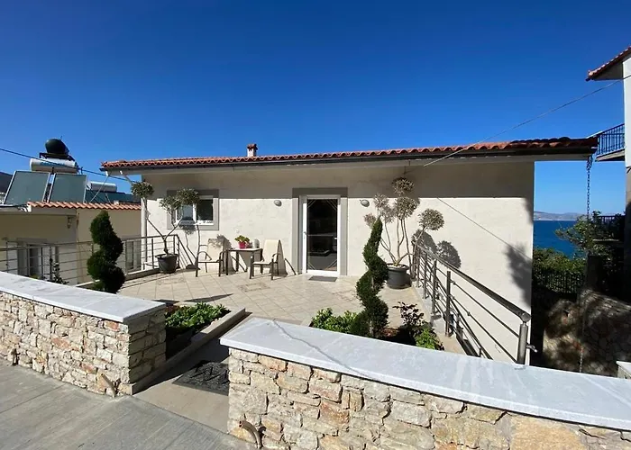 Evita Philoxenia Xiropigado